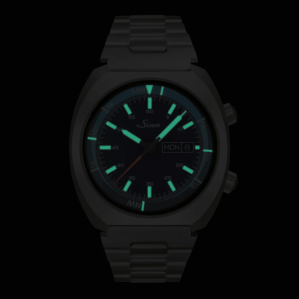 Sinn 240 Series 240.ST.GZ Automatic Chronograph Dive Watch with Sapphire Crystal and Water Resistance - Image 5