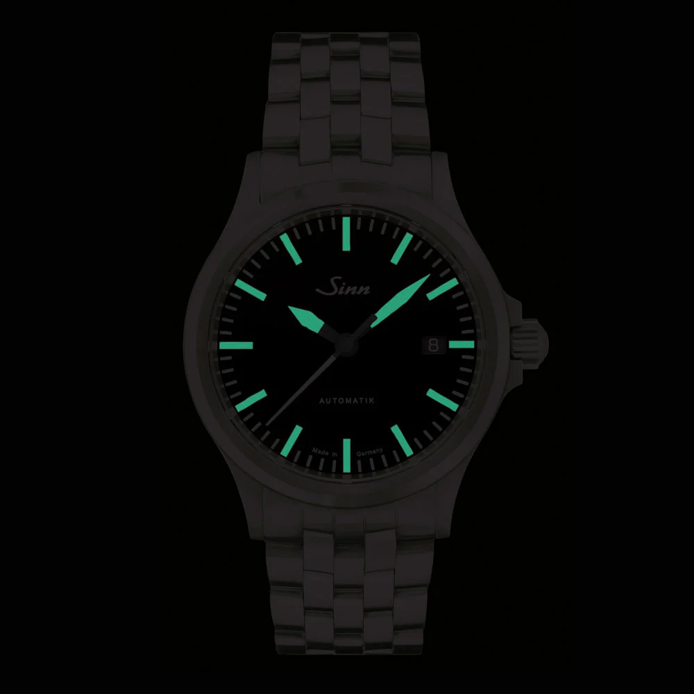 Sinn 556 Series 556.I.RS Swiss Movement, Sapphire Crystal, 20 Bar Water Resistant Watch - Image 4