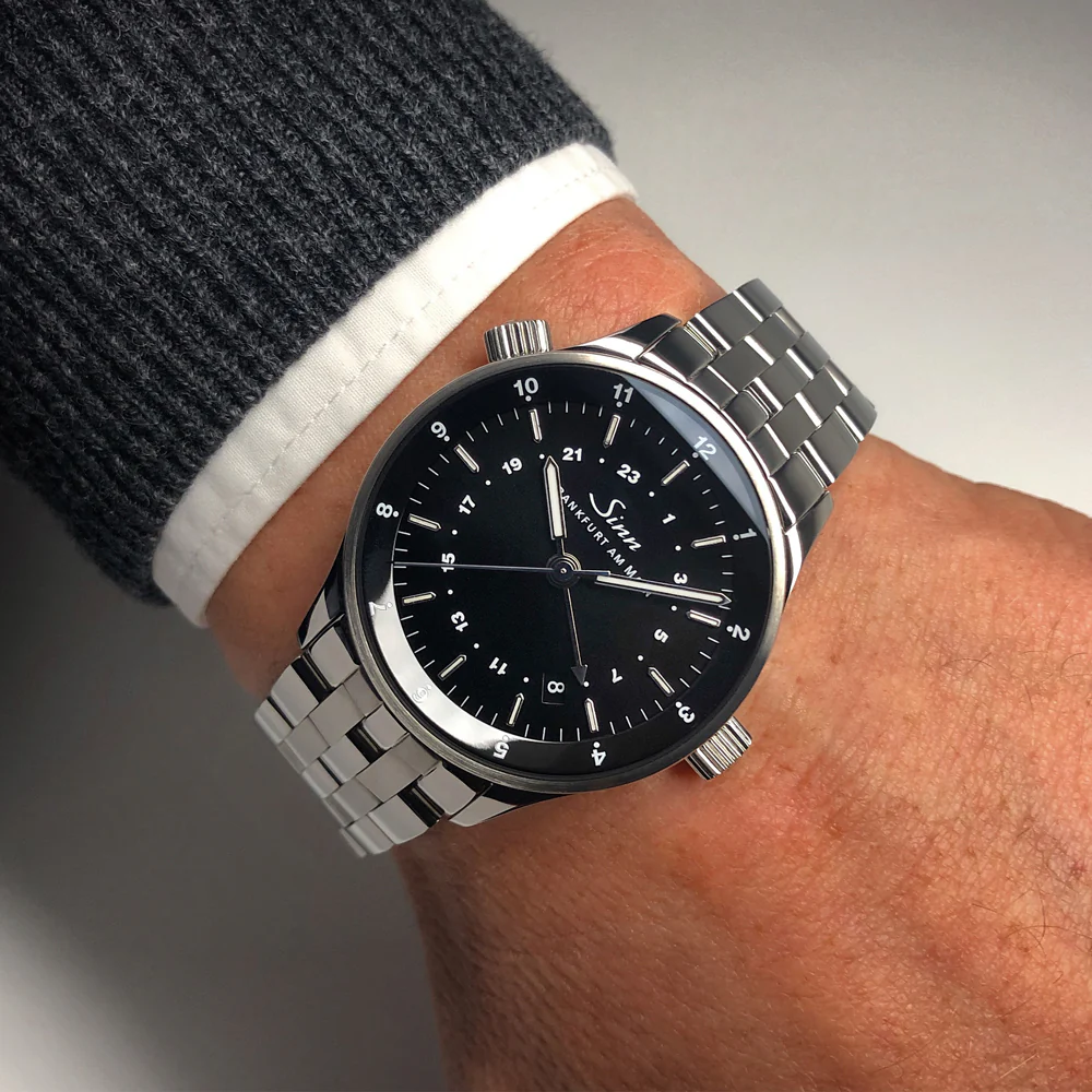 Sinn 6060 Series Automatic Chronograph Watch with Sapphire Crystal and Water Resistance - Image 2