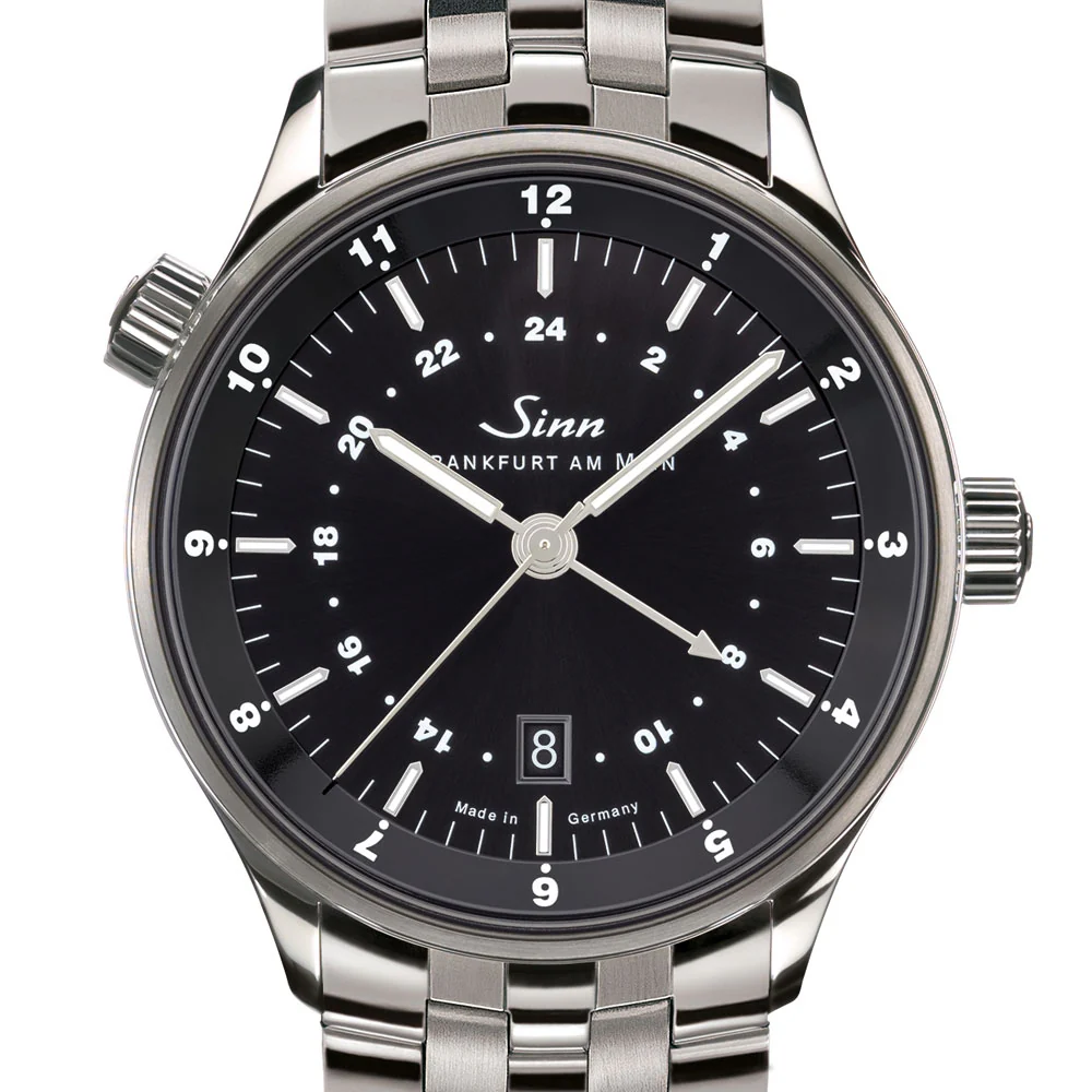 Sinn 6096 Diving Watch with Rotating Bezel and Water Resistance - Image 2
