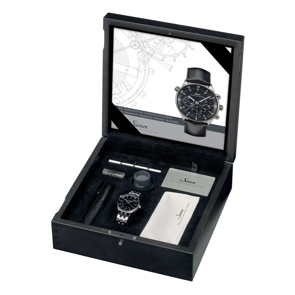 Sinn 6096 Diving Watch with Rotating Bezel and Water Resistance - Image 6