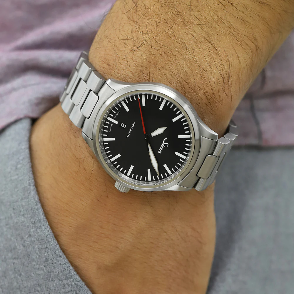 Sinn 836 Series Automatic Chronograph Watch with Sapphire Crystal and Water Resistance - Image 3