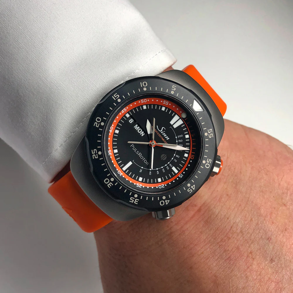 Sinn M12 Mission Timer Watch with Pulse Meter, Durable Design for Emergency Medical Use - Image 2