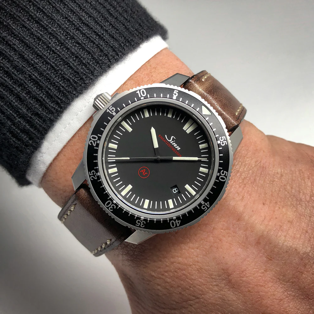 Sinn M3.F Professional Pilot Watch with 80,000A/m Anti-Magnetic, -45°C to +80°C Temp Resistance, 20 Bar Water Resistance - Image 2