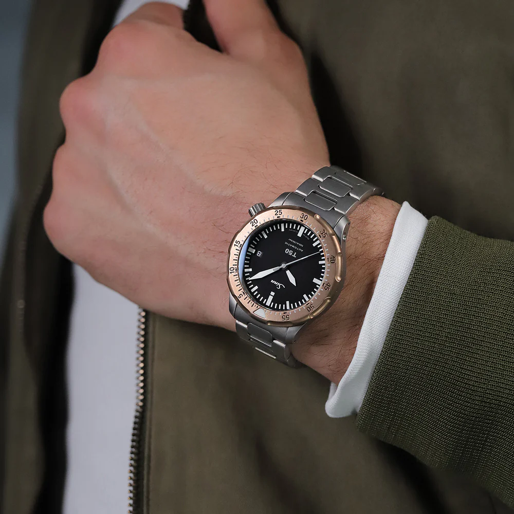 Sinn T50.GBDR Gold Bronze Diver's Watch with High-Strength Titanium and Enhanced Safety Features - Image 3