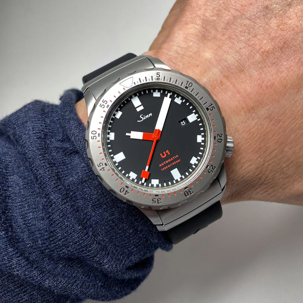 Sinn U1 1000m Waterproof Diver's Watch with Rotating Bezel and Luminous Indexes - Image 3