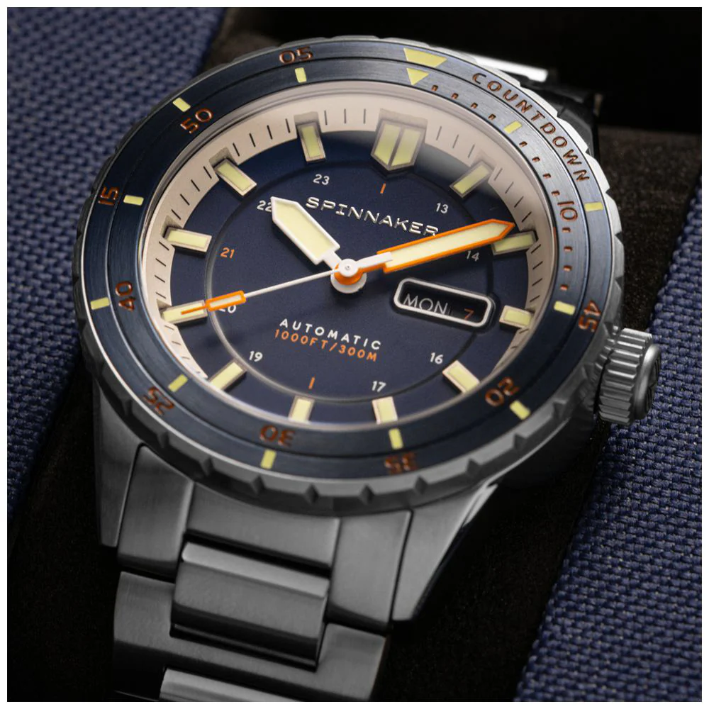 SPINNAKER SP 5099 44 HASS AUTOMATIC Navy Watch with 2 Year Warranty, Water Resistant, Stylish Design and Precision Movement - Image 3