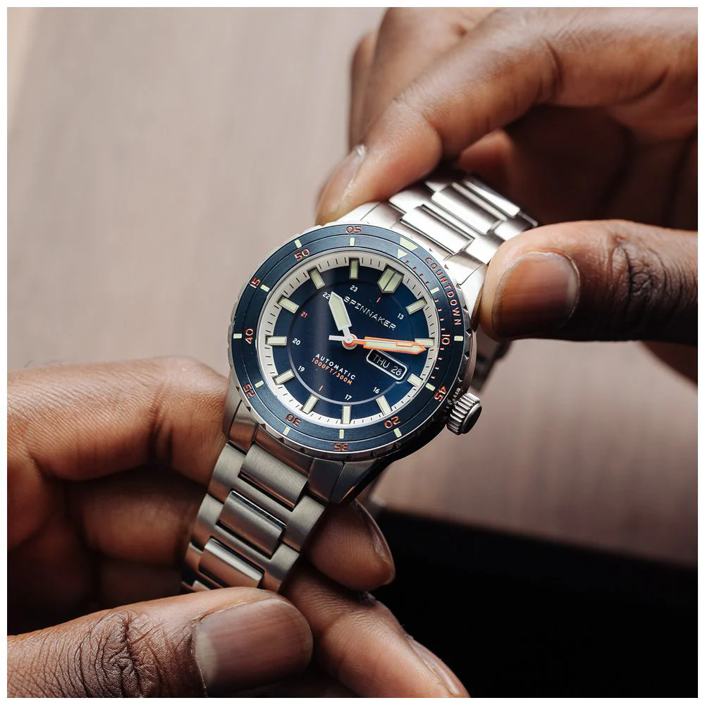 SPINNAKER SP 5099 44 HASS AUTOMATIC Navy Watch with 2 Year Warranty, Water Resistant, Stylish Design and Precision Movement - Image 7