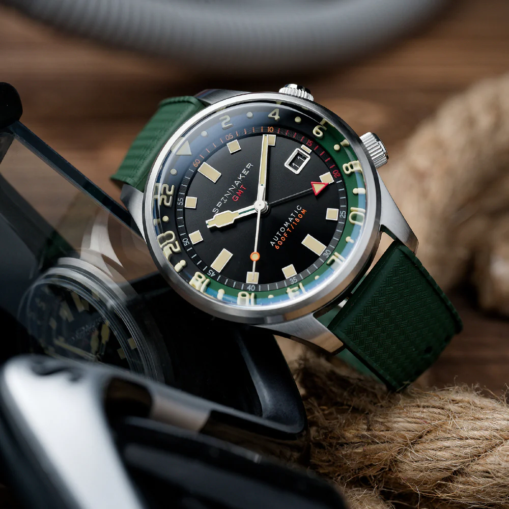 SPINNAKER SP-5121-44 Bradner GMT Automatic 2-Year Warranty Black Green Strap Water Resistant Stylish Design - Image 8