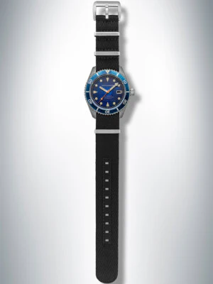 SPINNAKER SP-5089-02 Wreck Automatic Watch with 2 Year Warranty Stylish Blue Dial Water Resistant Durable Stainless Steel Design