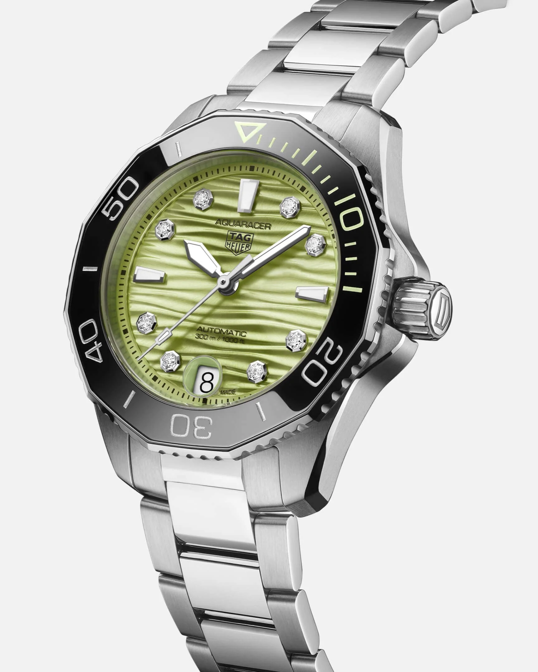 TAG Heuer WBP231L.BA0618 Swiss Quartz Movement Water Resistant 300m Sapphire Crystal Elegant Design