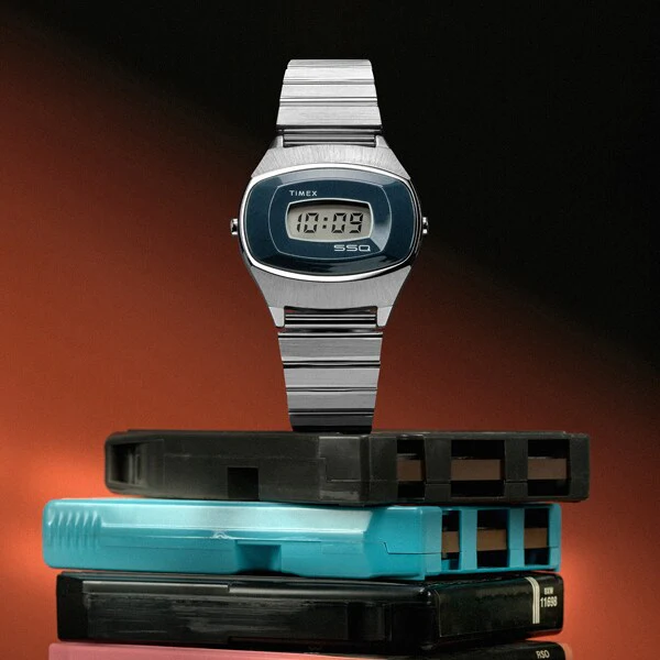 TIMEX TW2Y06100 SSQ Digital Reissue 1-Year Warranty Silver TIMEX - Genuine Product with Stylish Design and Durable Build - Image 5