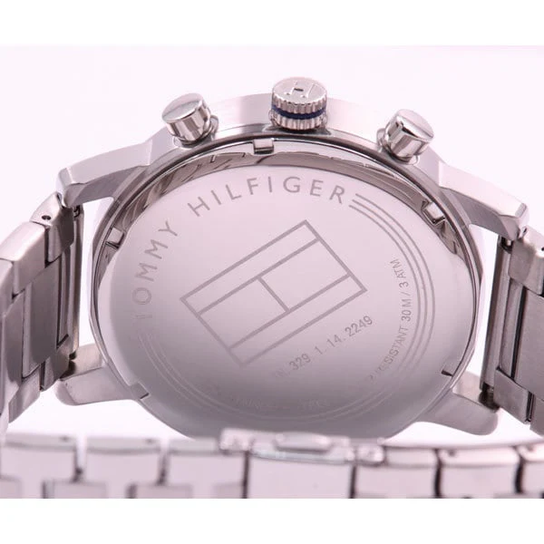 TOMMY HILFIGER 1791397 Stylish Men's Watch with Chronograph Function, Water Resistant Design, Sleek Stainless Steel Band and Classic Elegance - Image 4