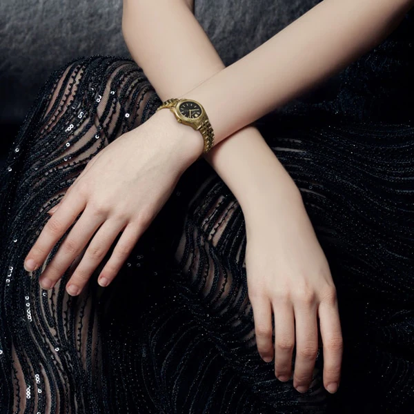 VERSACE VE9CA0424 Women's Metal Belt with Timeless Style, Durable Design, Adjustable Fit and 2 Year Warranty - Image 7